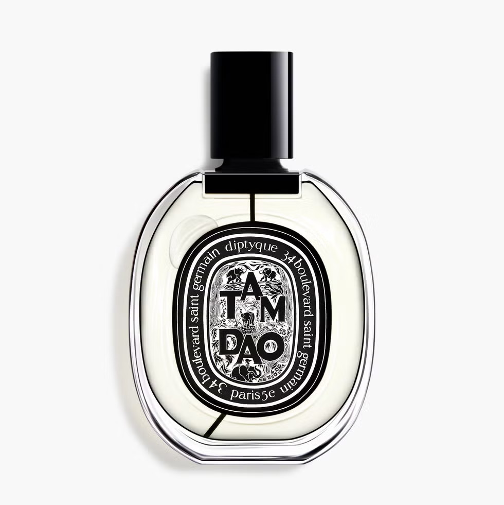 Os 12 melhores perfumes de sândalo para homens em 2025