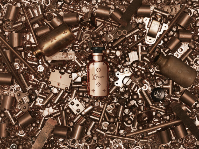 30 frascos de cobre da fragrância desenvolvida por Pharrell estão te esperando em lojas Louis Vuitton ao redor do mundo