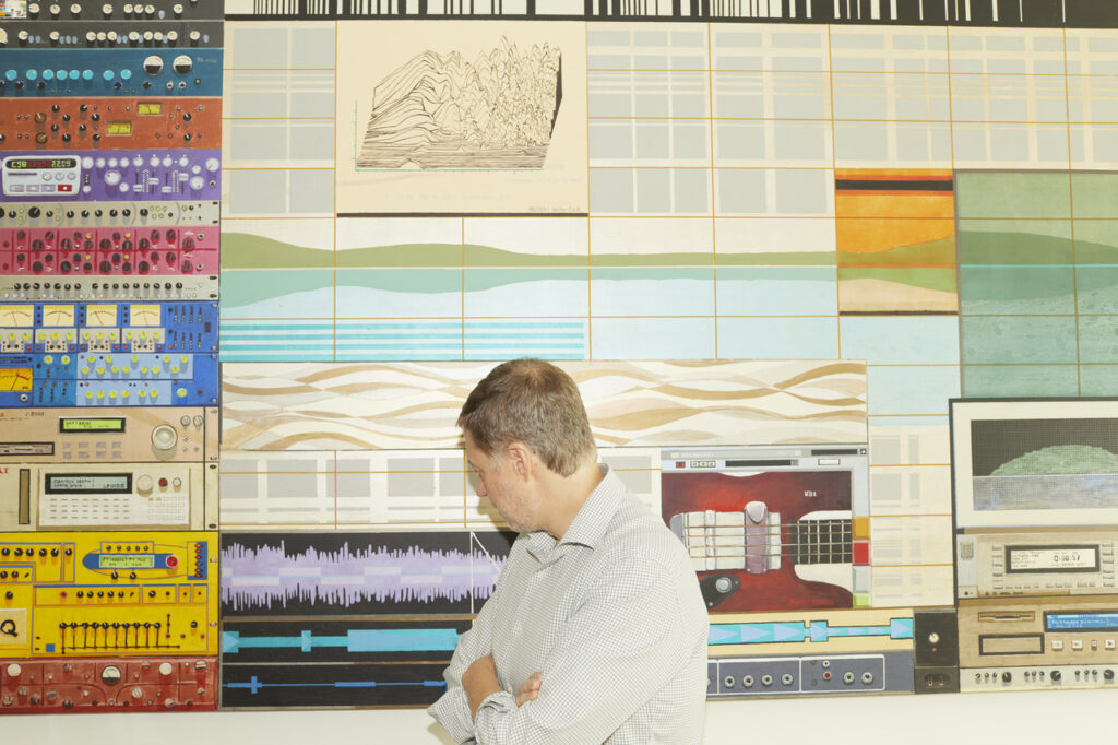 Paulo Vieira abre as portas do seu apartamento-galeria à Esquire Brasil